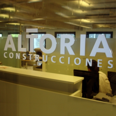   Letras corporeas Altoria
